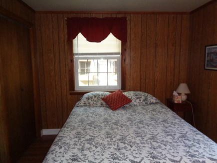 Wellfleet Cape Cod vacation rental - Queen Bed