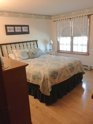 Chatham Cape Cod vacation rental - Bedroom with queen