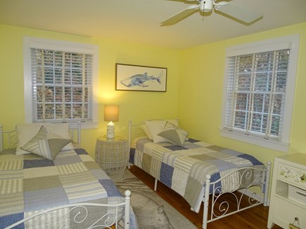 Eastham, Ocean side of Route 6 Cape Cod vacation rental - Twin bedroom