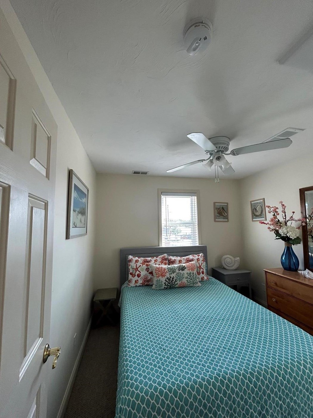 Bedroom 3 A double and a twin bunk bed, a great kids room!