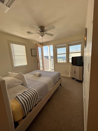 Plymouth, White Horse Beach MA vacation rental - Queen Bed in the den, wakeup to the beautiful ocean views!