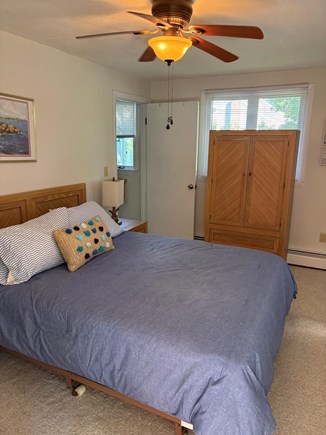Cotuit Cape Cod vacation rental - Queen bedroom