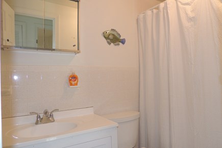 Harwich Port Cape Cod vacation rental - Second floor full bath