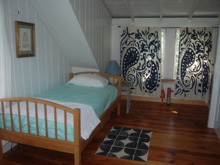 Chatham Cape Cod vacation rental - Upstairs bedroom twins