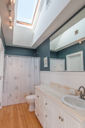 West Dennis Cape Cod vacation rental - Upstairs bathroom