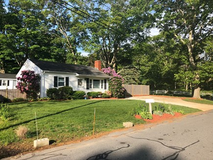 Plymouth, Priscilla Beach MA vacation rental - Front View of Captain's Cottage
