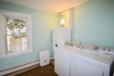 Wellfleet Cape Cod vacation rental - Laundry Room