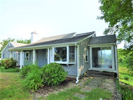 Dennis, East Dennnis Cape Cod vacation rental - Ranch home within 1/10 mile to Howes St. Beach