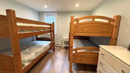 Popponesset Cape Cod vacation rental - Lower level bedroom with two twin-sized bunk beds