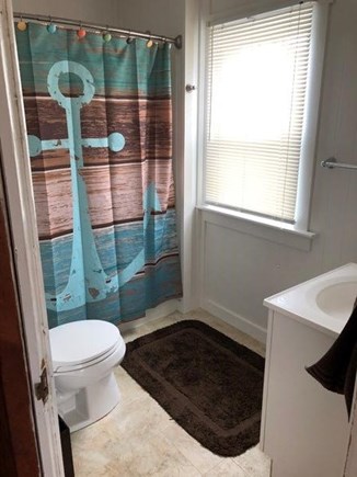 North Falmouth Cape Cod vacation rental - Fullbath