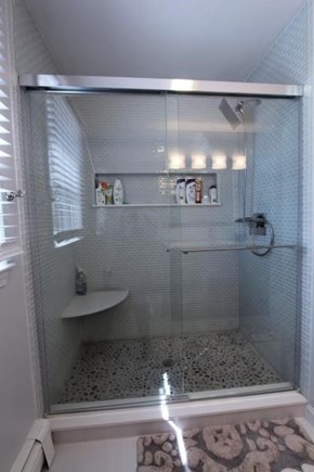 Yarmouthport Cape Cod vacation rental - Glass tiled shower
