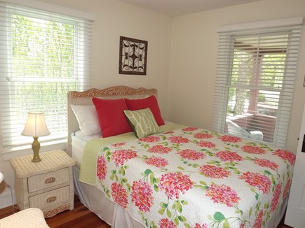 Chatham Cape Cod vacation rental - Queen Bedroom