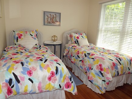 Chatham Cape Cod vacation rental - Bedroom with 2 Twins