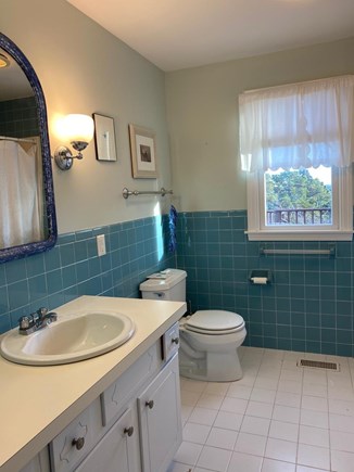 South Orleans on Pleasant Bay Cape Cod vacation rental - Main House First Floor Full Bath