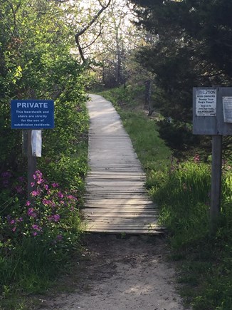 EASTHAM Cape Cod vacation rental - Private path to the Association beach