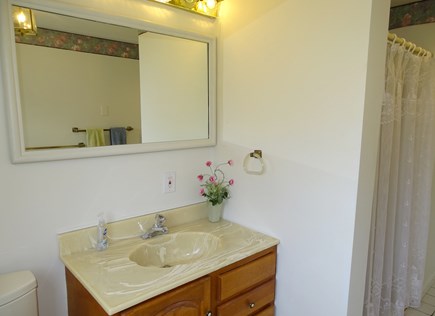 Harwich Port Cape Cod vacation rental - Main floor bath with shower