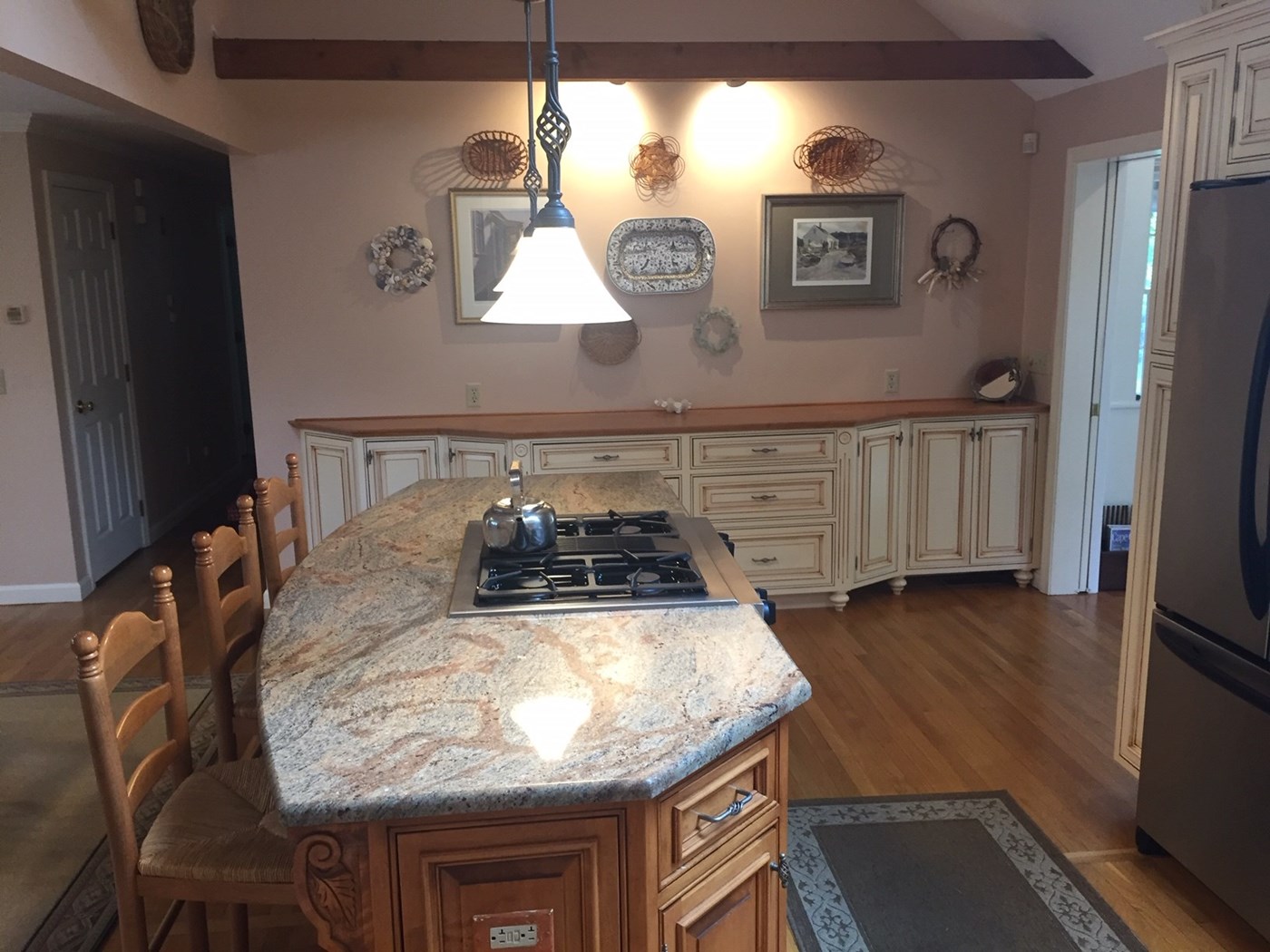 Fireplace In Dining Kitchen Area   32452 39b 