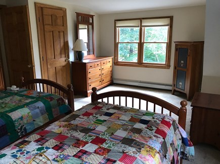 Eastham, Close to bay & ocean beaches! Cape Cod vacation rental - Large 2nd floor Twin bedroom with A/C