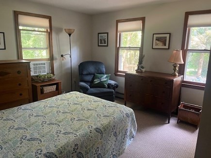 Eastham, Close to bay & ocean beaches! Cape Cod vacation rental - First floor bedroom with AC
