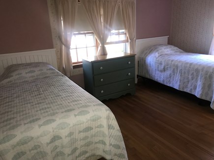 Dennis Cape Cod vacation rental - Second twin bedroom