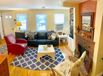 Provincetown / Tennis Club Cape Cod vacation rental - Living room