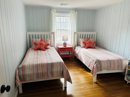 Hyannis Cape Cod vacation rental - The Starfish room