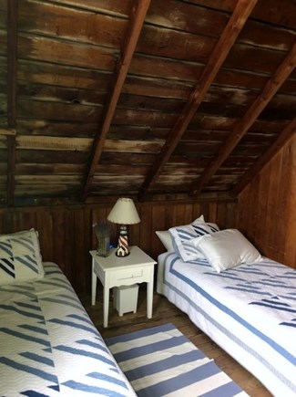 Truro Cape Cod vacation rental - Twin bedroom upstairs