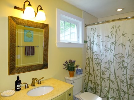 Manomet, Plymouth MA vacation rental - First floor Bath with whirlpool