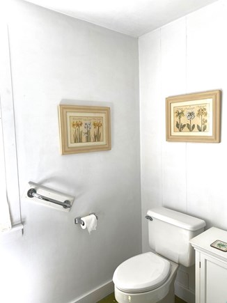 Wellfleet Cape Cod vacation rental - Main Floor Bathroom