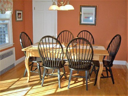 Yarmouth Port Cape Cod vacation rental - Farmers table seats 6