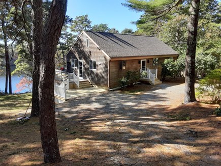 Falmouth Cape Cod vacation rental - Charming pondfront cottage