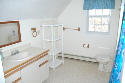 South Yarmouth Cape Cod vacation rental - 3rd Floor Bathroom no