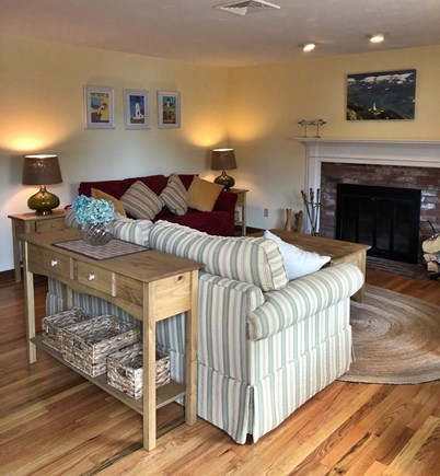 Dennis, Forest Pines Estates Close to  Cape Cod vacation rental - Living room