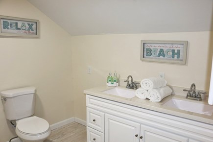 Dennis Cape Cod vacation rental - (3) Full Bathrooms and (1) Half Bath