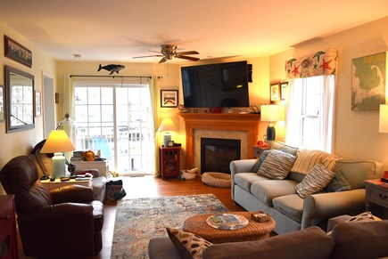West Yarmouth Cape Cod vacation rental - Comfortable living room
