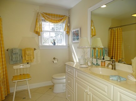 South Orleans Cape Cod vacation rental - Upstairs full bathroom with tub