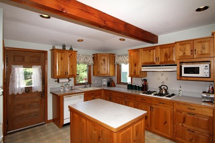 Harwich port Cape Cod vacation rental - Fully equipped kitchen