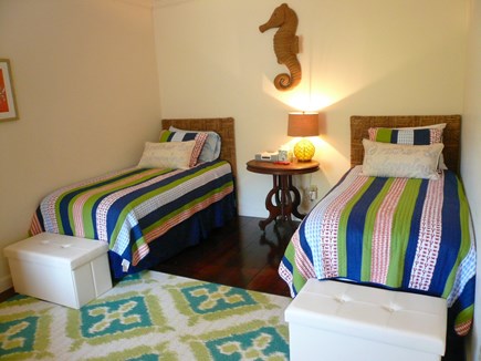 Truro Cape Cod vacation rental - Bedroom with 2 Twins in Apartment