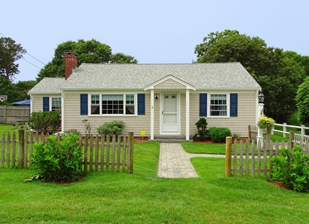 Dennis Cape Cod vacation rental - Charming 2 BR home w/large, level, fenced-in yard