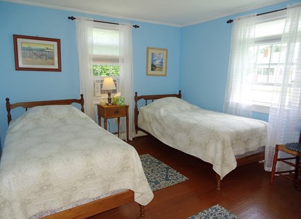 Dennis Cape Cod vacation rental - Twin bedroom