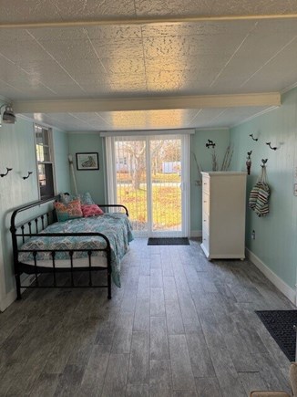 South Yarmouth Cape Cod vacation rental - Daybed in Sunroom off the kitchen