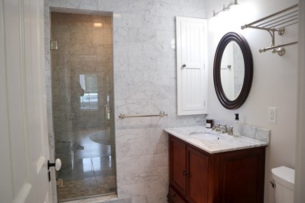Brewster Cape Cod vacation rental - Main level full bathroom