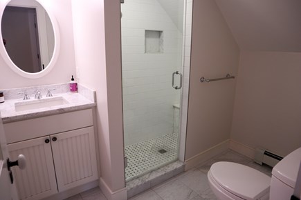 Brewster Cape Cod vacation rental - This appealing bathroom is across the hall from the twin bedroom