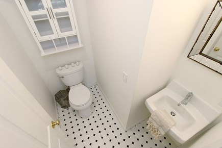 Chatham, 26 Andover Drive Cape Cod vacation rental - Bathroom