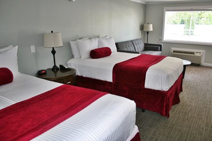 yarmouth rental vacation cod cape renovated futon newly suites couch beds rooms double west