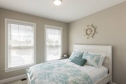 Centerville Cape Cod vacation rental - Guest Room 1 - Queen Bed