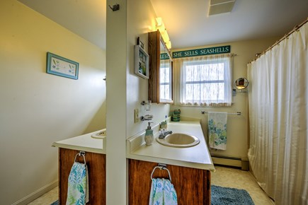 Sagamore Beach Cape Cod vacation rental - Full Bath on upper level with double vanity