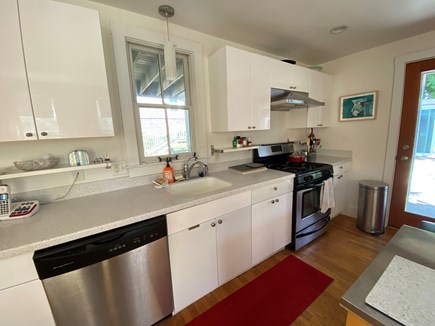 Provincetown, Near the center Cape Cod vacation rental - Kitchen