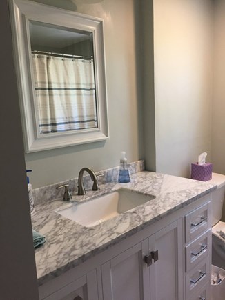 Brewster Cape Cod vacation rental - Second floor full bathroom