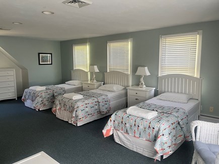 Chatham Cape Cod vacation rental - Room above Garage